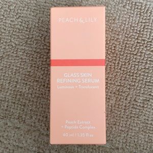 Peach and lily glass skin serum